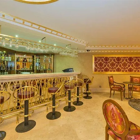 Antea Oldcity -special Category Отель